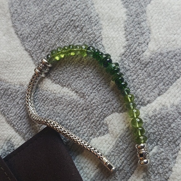 John Hardy Classic Chain Woven Bracelet, Green Gemstones, Size M, New With Tags - Picture 4 of 6